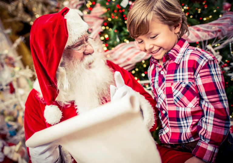 Photos with Santa in Dallas for 2024: boy with santa